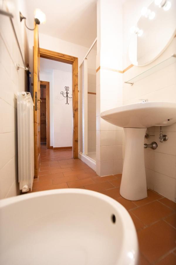 Casetta Di Butia, Glicine Apartment Borgo a Mozzano Exterior foto